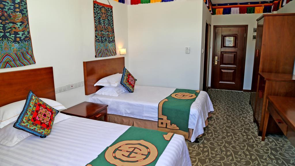 High Mountain Resort-Deqin Deqen Phòng bức ảnh